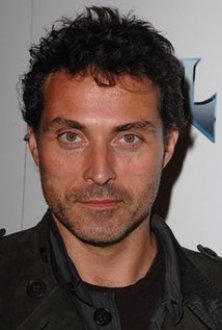 Rufus Sewell