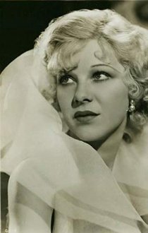 Glenda Farrell