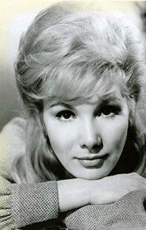 Susan Hampshire