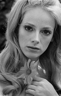 Sondra Locke