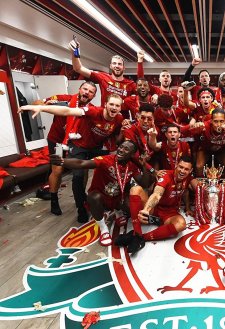 دانلود فیلم Liverpool FC: The 30-Year Wait 2020 با زیرنویس فارسی و تماشای آنلاین